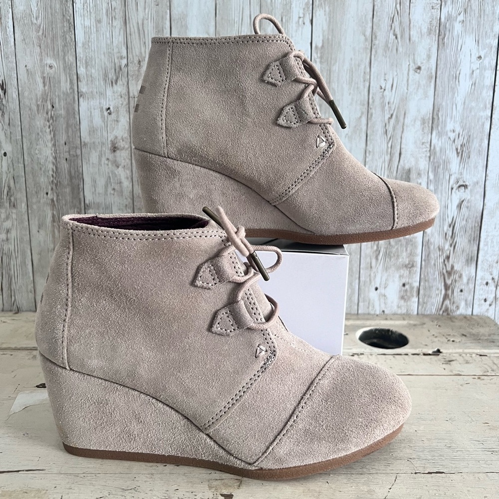 Toms Women's Ankle Boots in Light Gray